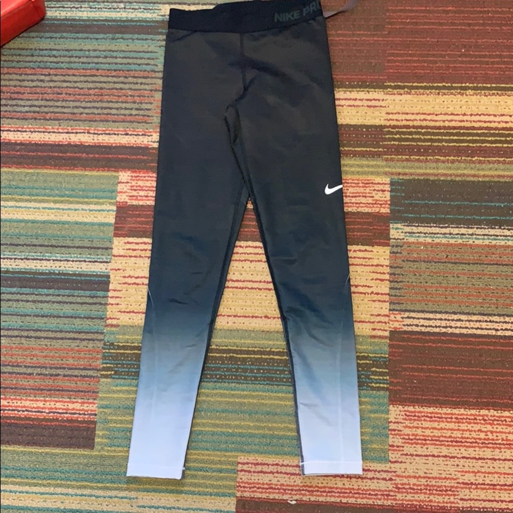 Ombré Nike leggings